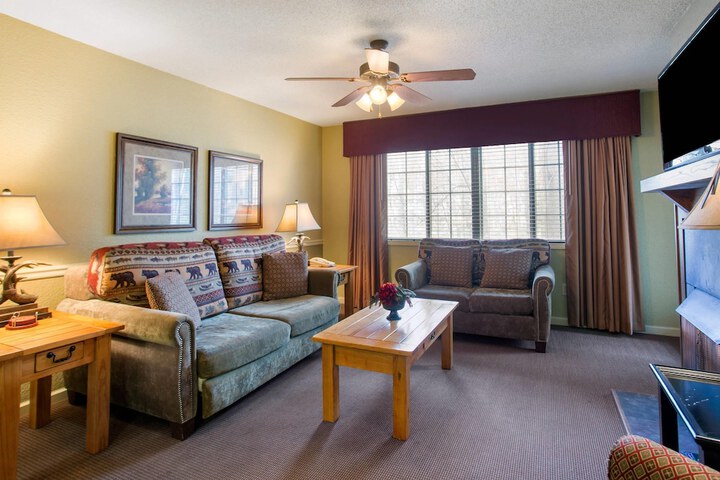 Bluegreen Vacations Blue Ridge Village an Ascend Collection Resort