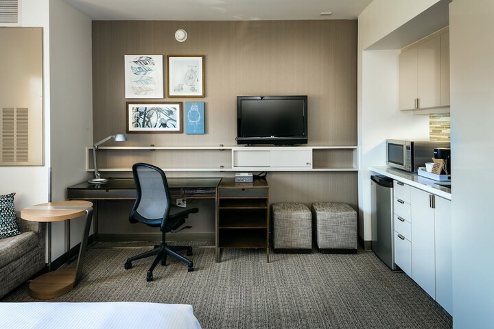 Room 19 of 29