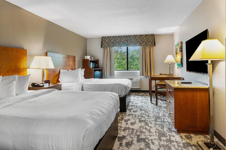 Best Western Ambassador Inn & Suites