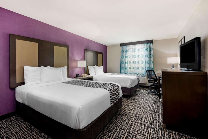 La Quinta Inn by Wyndham West Long Branch / NJ Shore Area