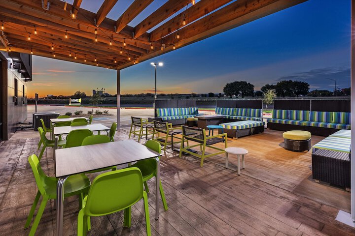 Terrace/Patio 49 of 51