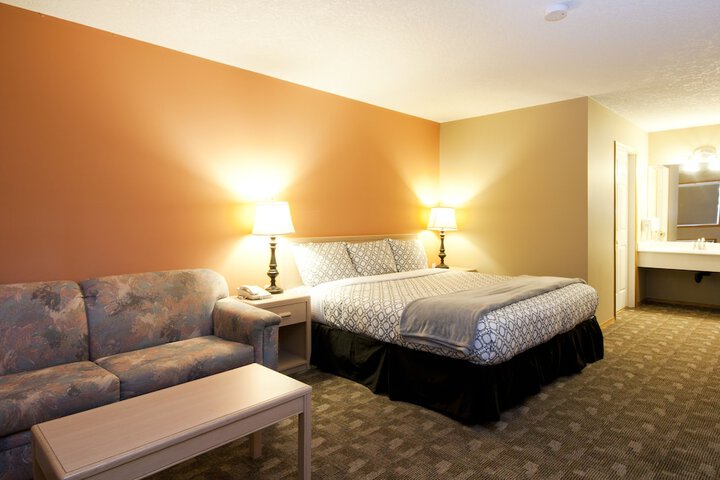 Room 28 of 37