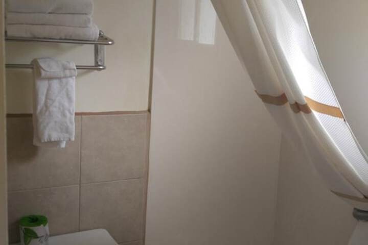 Room 42 of 47