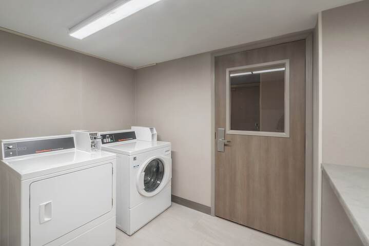 Holiday Inn Express Hotel & Suites Bozeman West by IHG