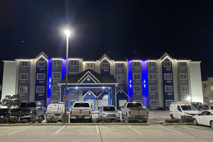 Microtel Inn & Suites by Wyndham Baton Rouge Airport