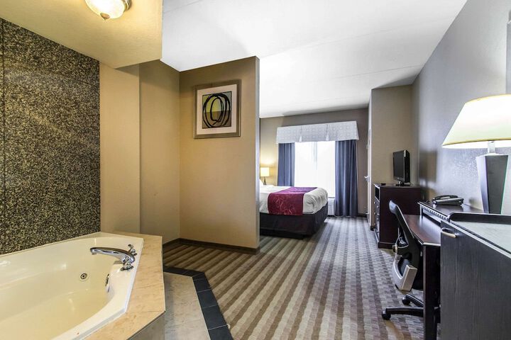 Room 17 of 23
