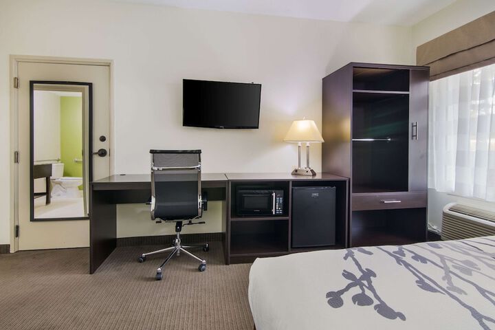 Room 37 of 57