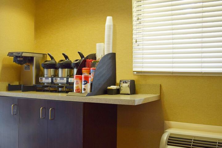 Breakfast/Coffee Service 27 of 27