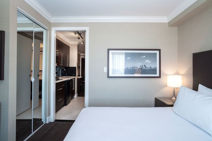 Room 39 of 77