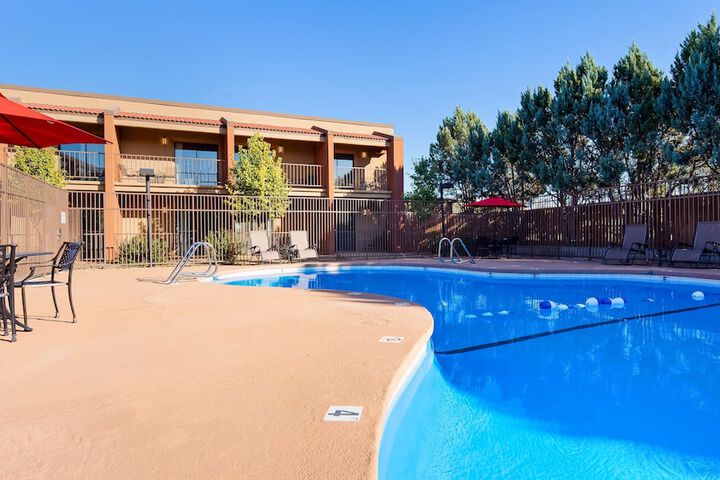 Pool 3 of 21