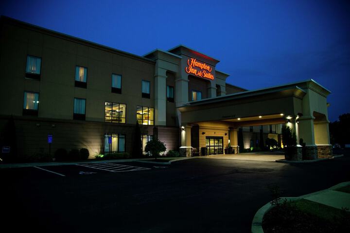 Hotel 2 of 89