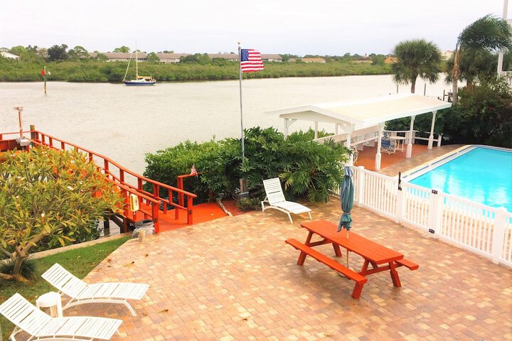 Seashell 19 by Distinctive Beach Rentals