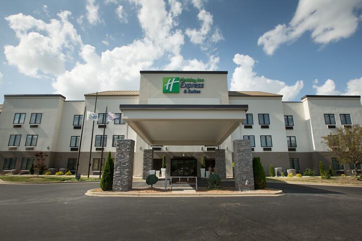 Hotel 7 of 82