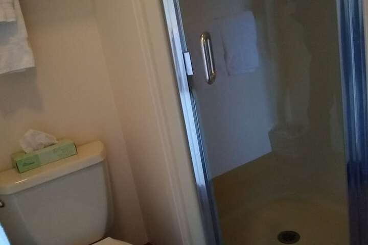 Room 81 of 147