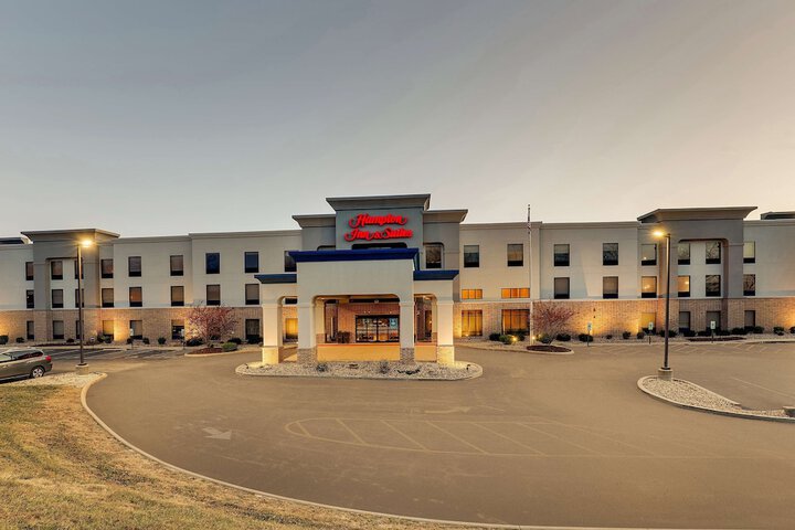 Hotel 3 of 77