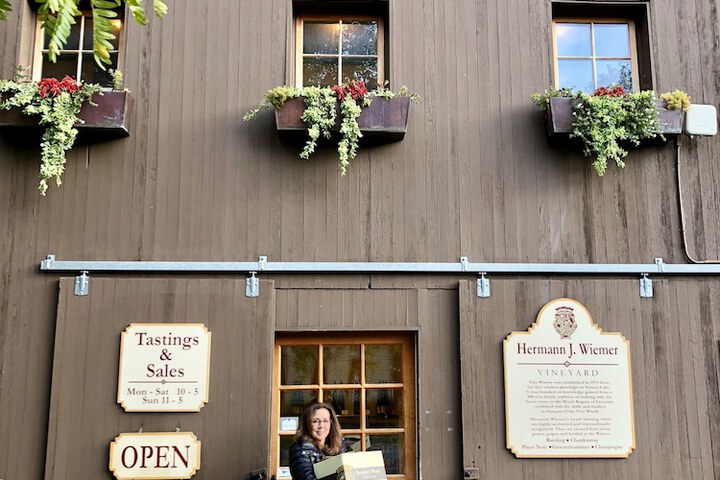 1795 Acorn Inn B & B
