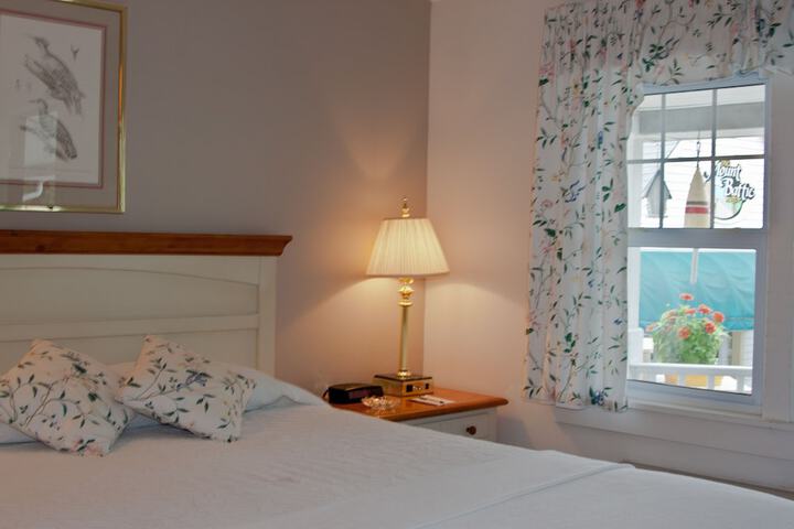 Room 50 of 120