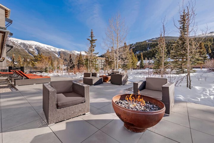 Cambria Hotel Copper Mountain