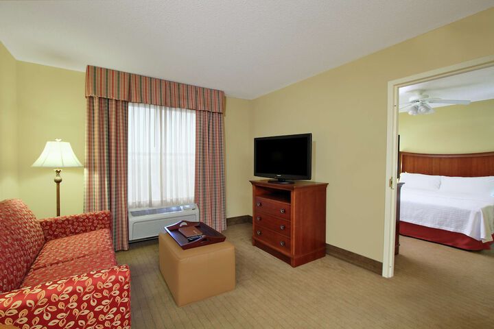 Room 21 of 36