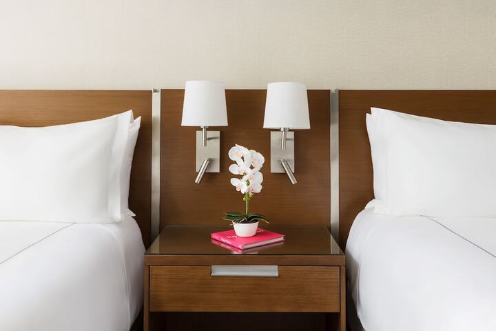 Room 36 of 104