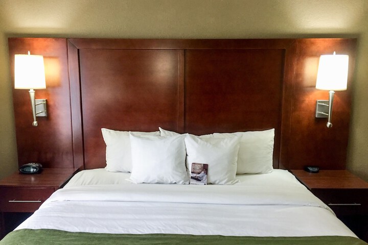 Room 63 of 87