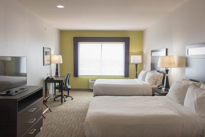 Room 12 of 39