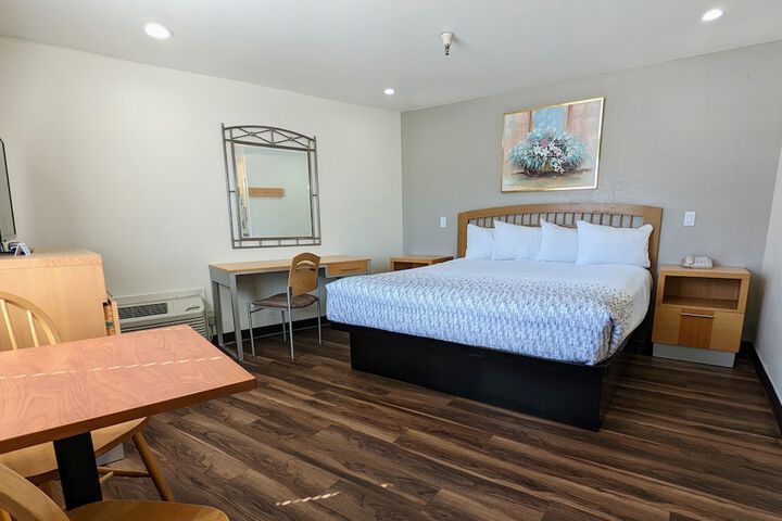 Room 44 of 80