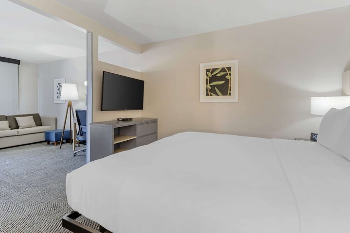 Room 41 of 59