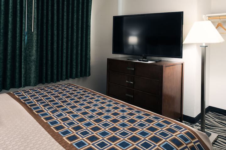 Room 31 of 40