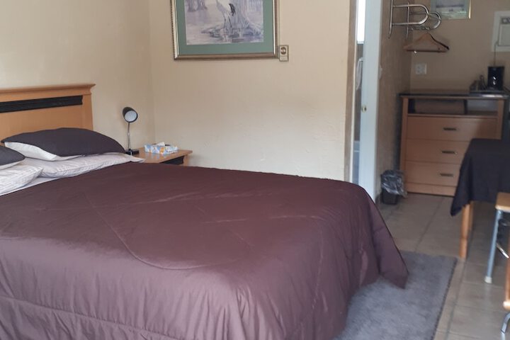 Room 49 of 62
