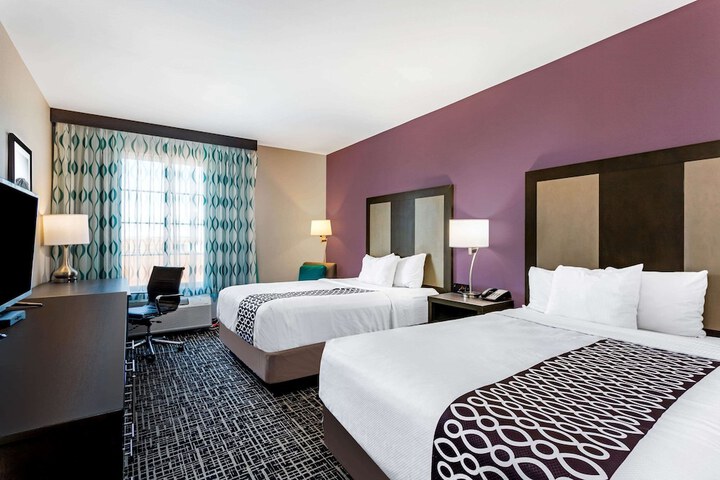 Room 30 of 47