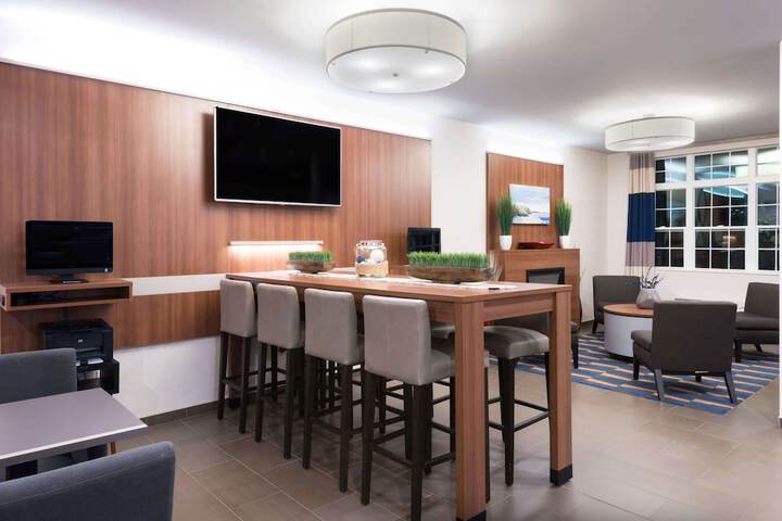 Hotel Interior 12 of 37