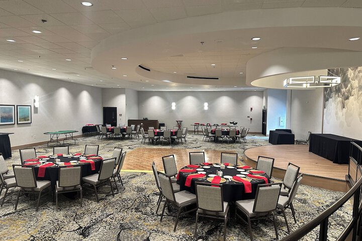 DoubleTree by Hilton Hotel Modesto