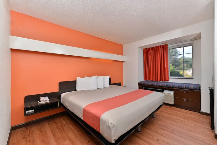 Motel 6 Richburg SC
