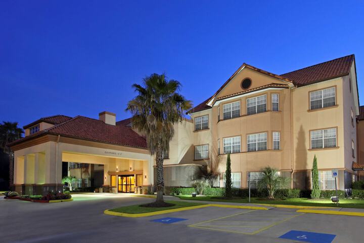 Homewood Suites by Hilton Houston-Woodlands
