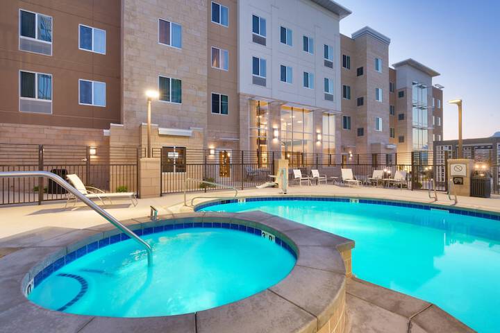 Staybridge Suites Lehi - Traverse Ridge Center by IHG