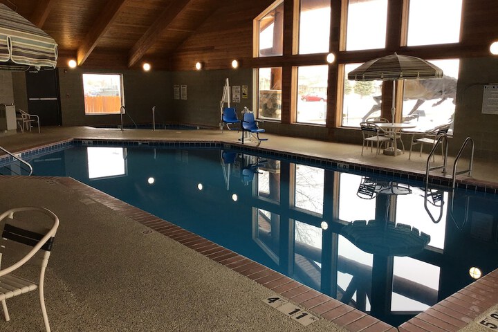 Pool 7 of 47