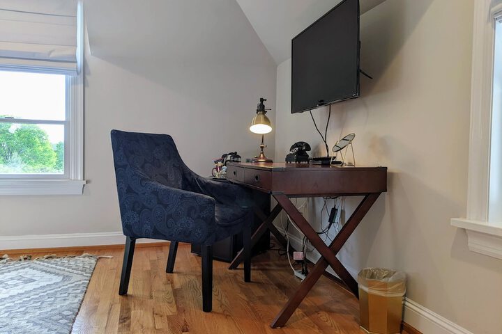 Room 200 of 239