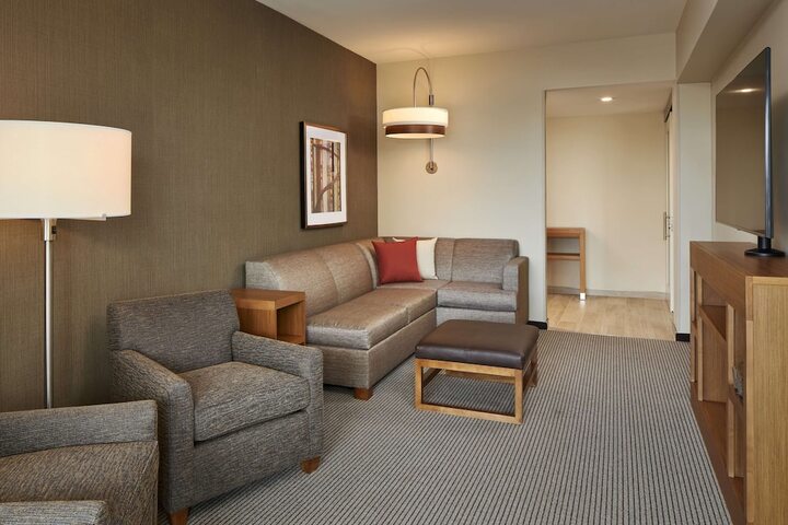 Room 15 of 25