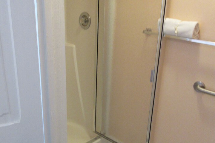 Room 19 of 64