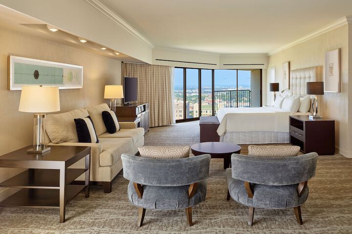 The Westin Kansas City at Crown Center