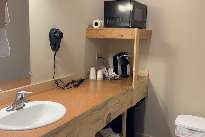 Room 77 of 164