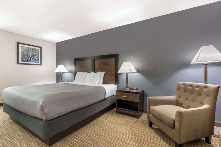 Room 15 of 34