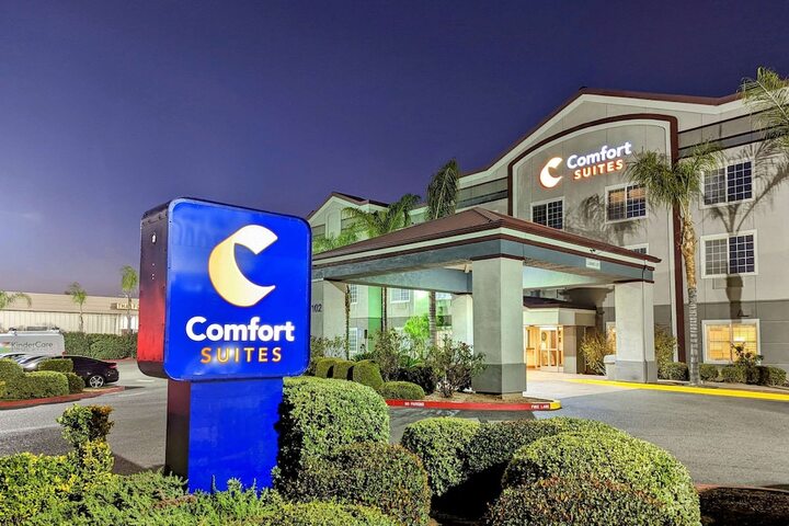 Hotel 2 of 31