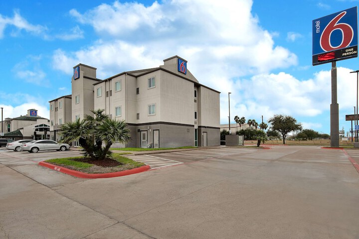 Hotel 2 of 26