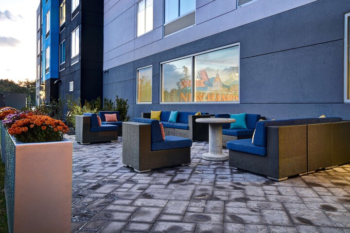 Terrace/Patio 37 of 37