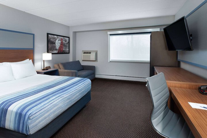 AmericInn by Wyndham New Richmond