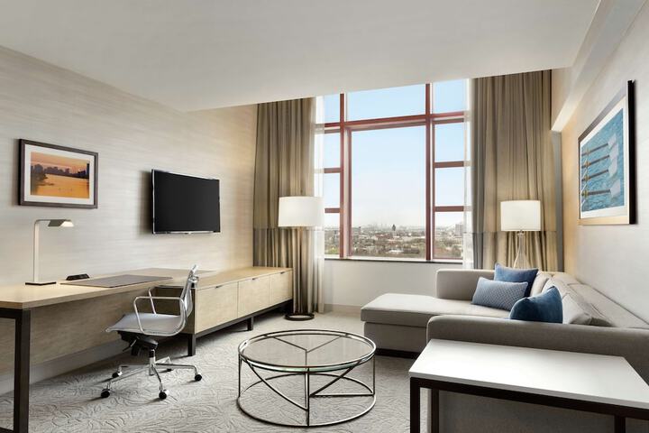 Room 13 of 62