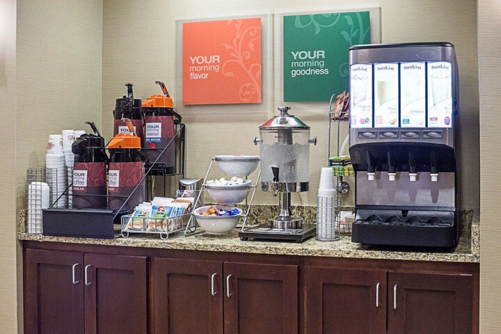 Comfort Suites Minot South