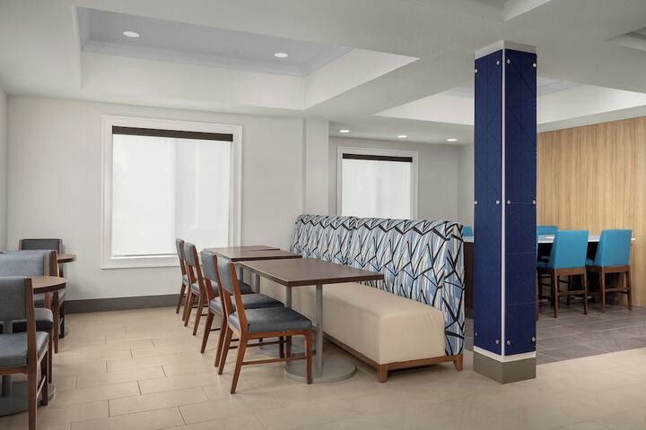 Holiday Inn Express & Suites Superior by IHG